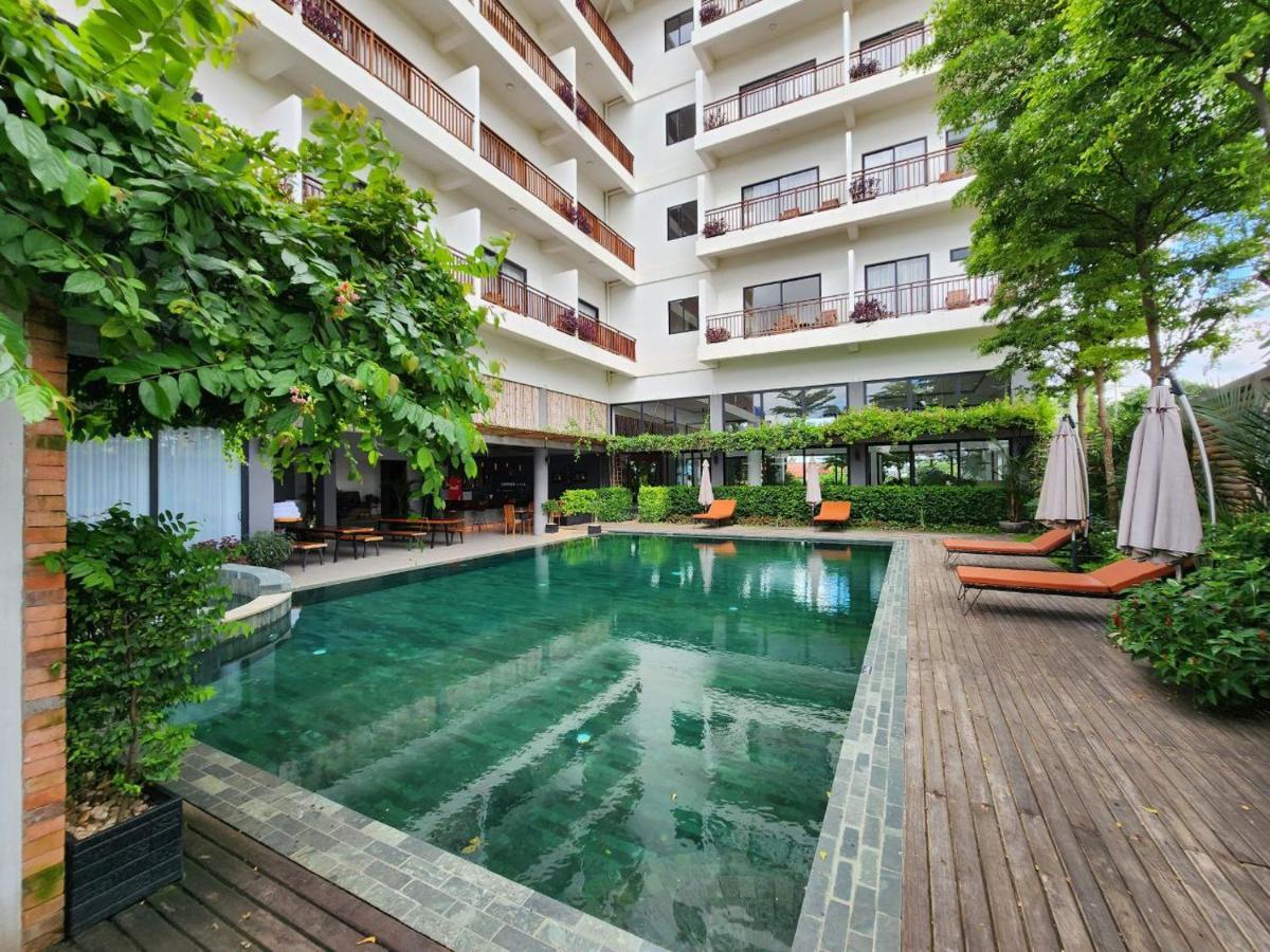 Daco Hotel Siem Reap Exterior foto